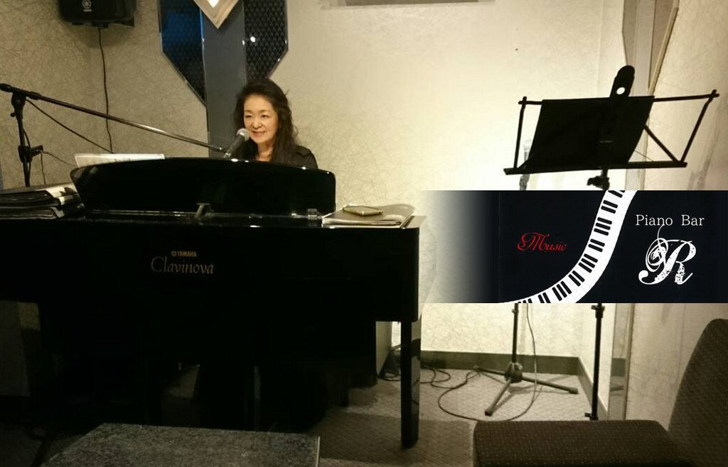 国分町のスナック Piano Bar R(ピアノバーR)